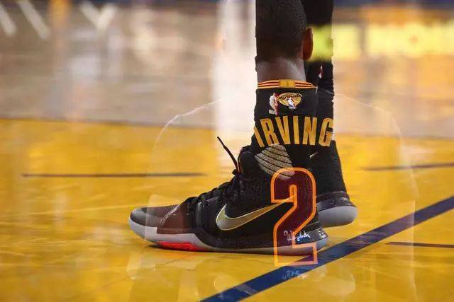 导致中前场 导致中前场